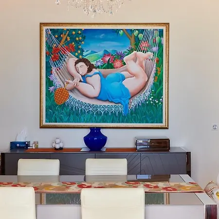 Before Making A Request, Read My Host Profile At The Bottom Of Page # Luxury 4-Br With Private Pool And Unique View 보로쉬르메르